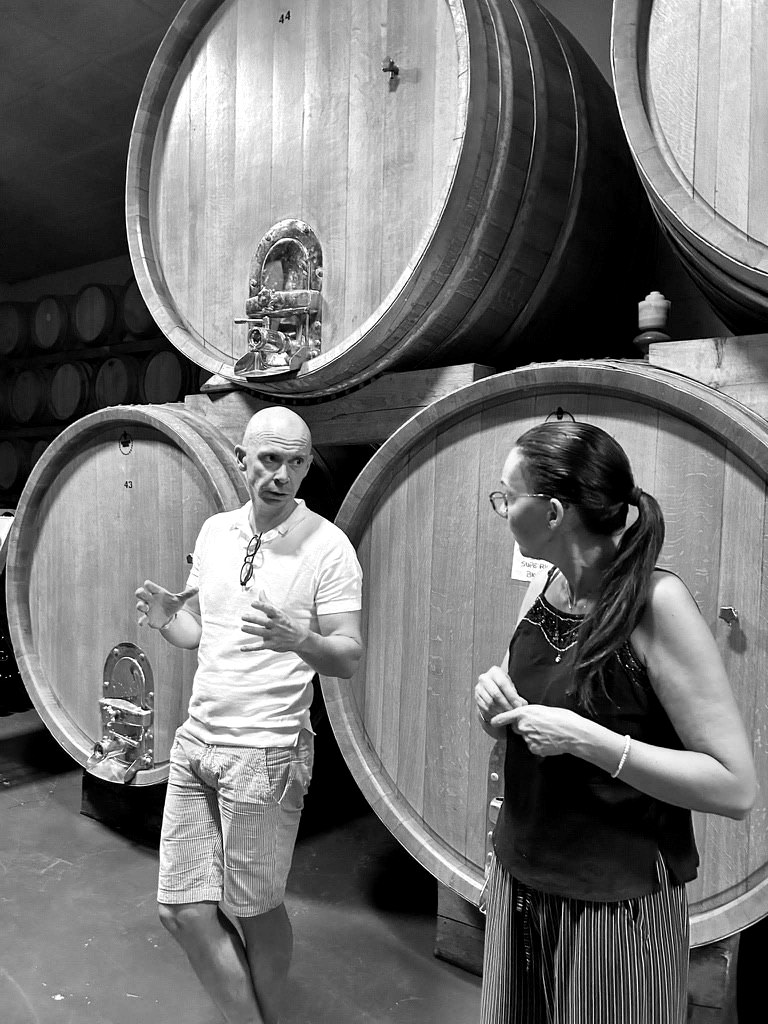 Alessandra Giribaldi og Kasper foran de store fade i Rodello